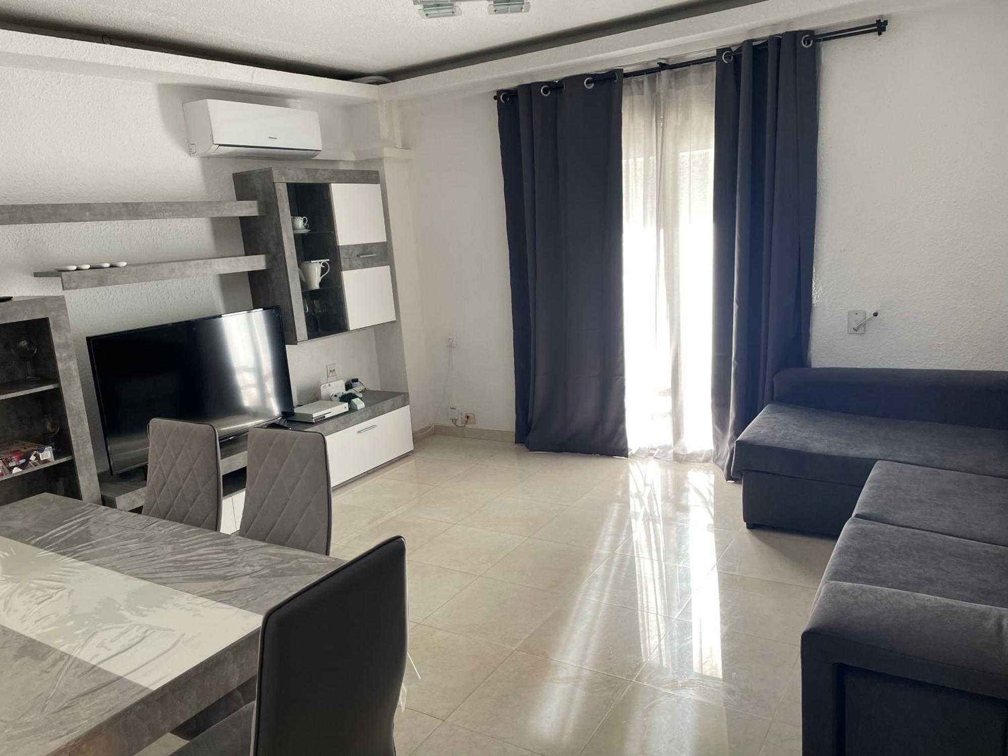 Appartamento Apartamento Cercano Al Centro Valenza Esterno foto